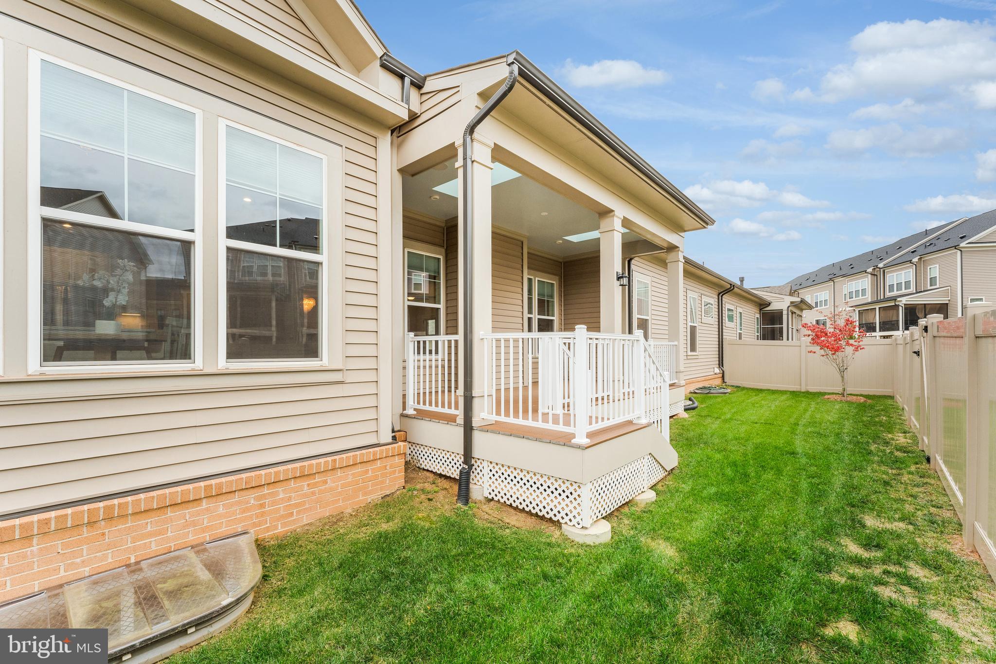 43044 GREELEY SQUARE