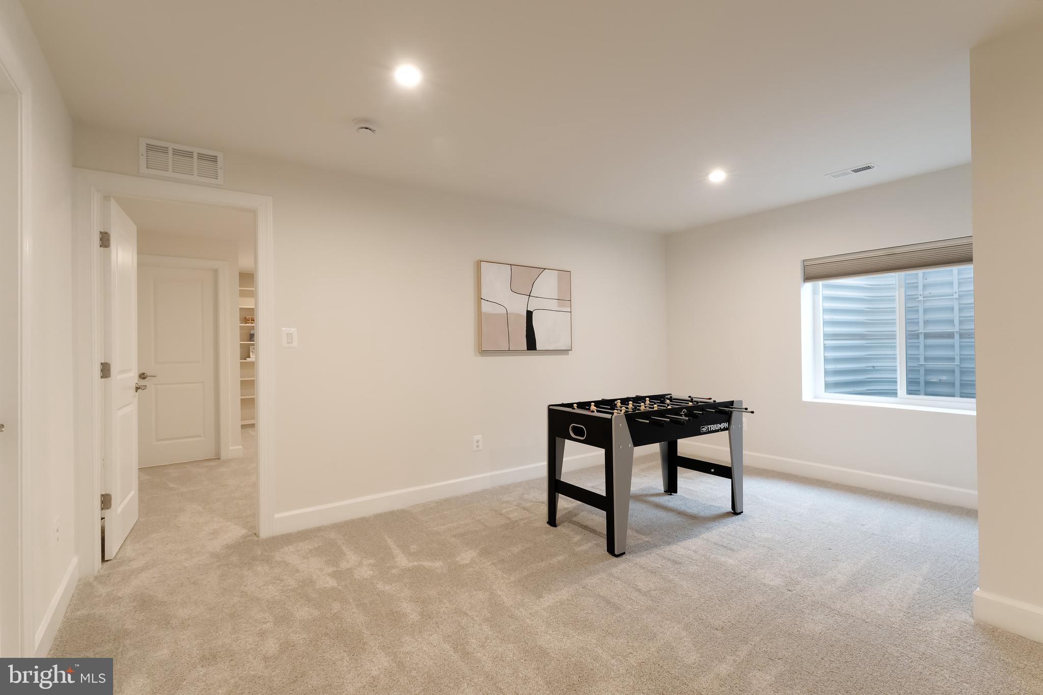 43044 GREELEY SQUARE