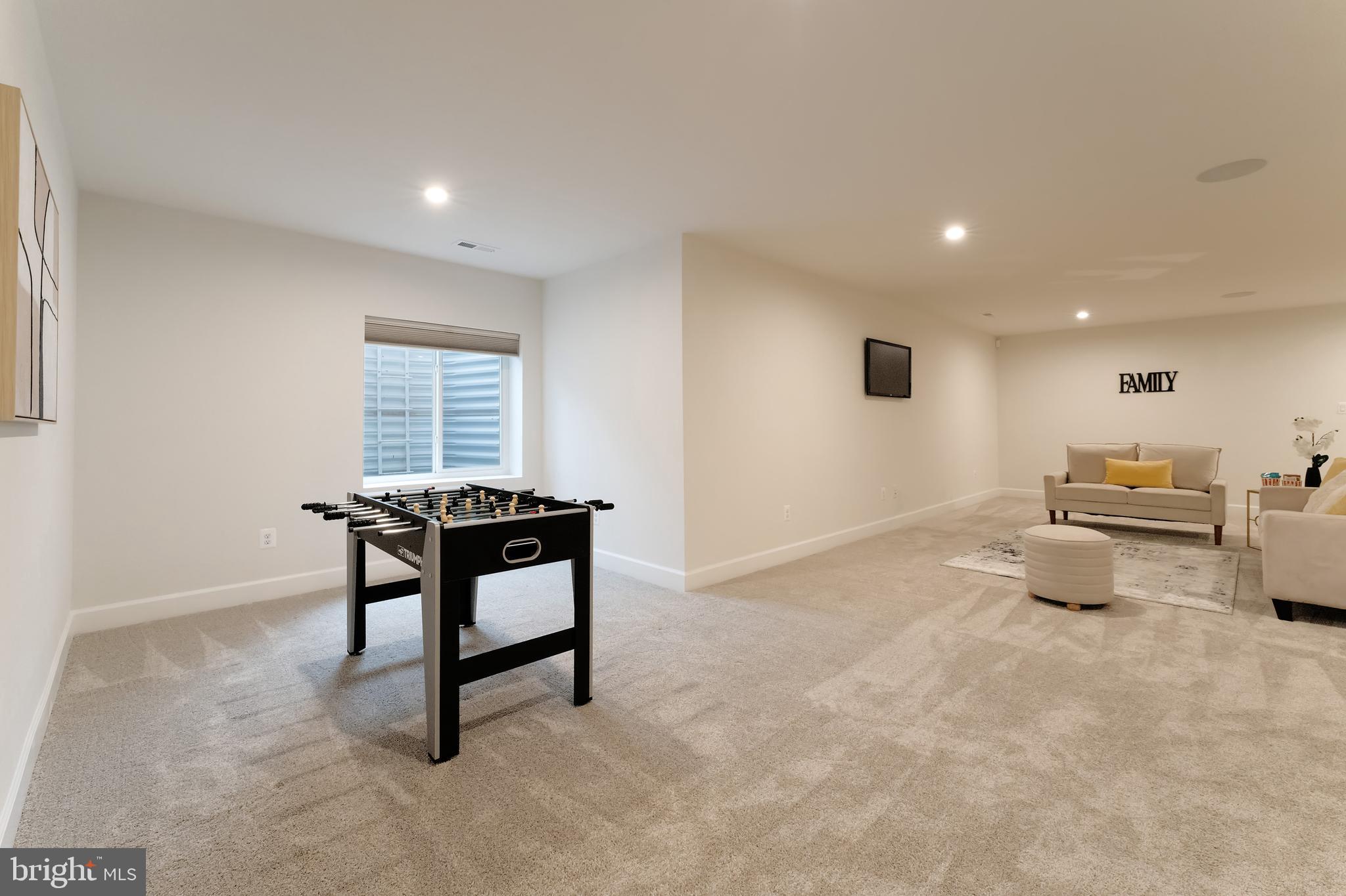 43044 GREELEY SQUARE