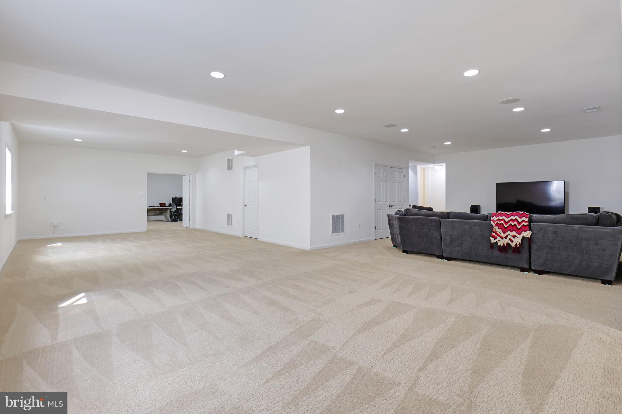 23985 TENBURY WELLS PLACE