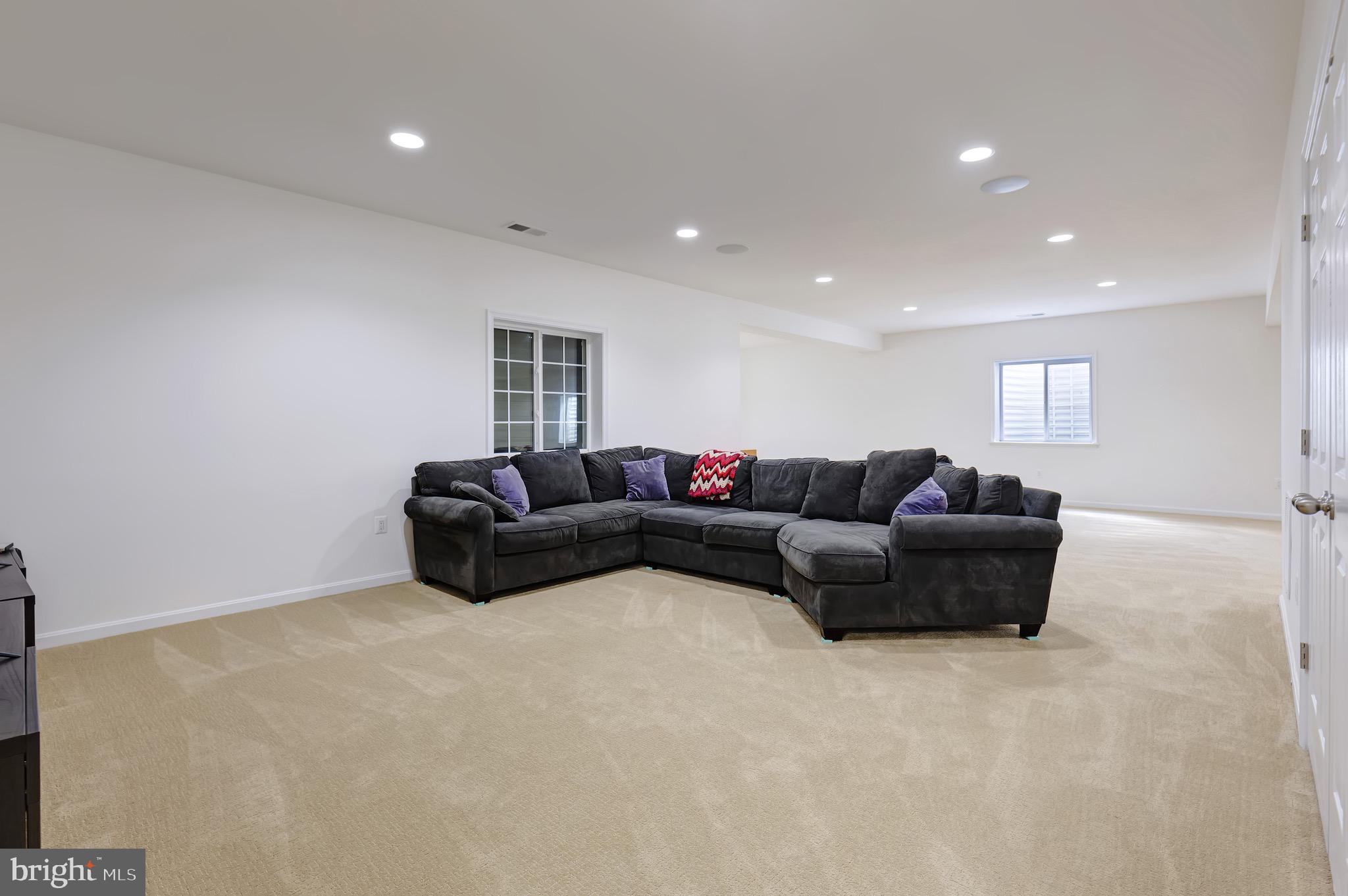 23985 TENBURY WELLS PLACE