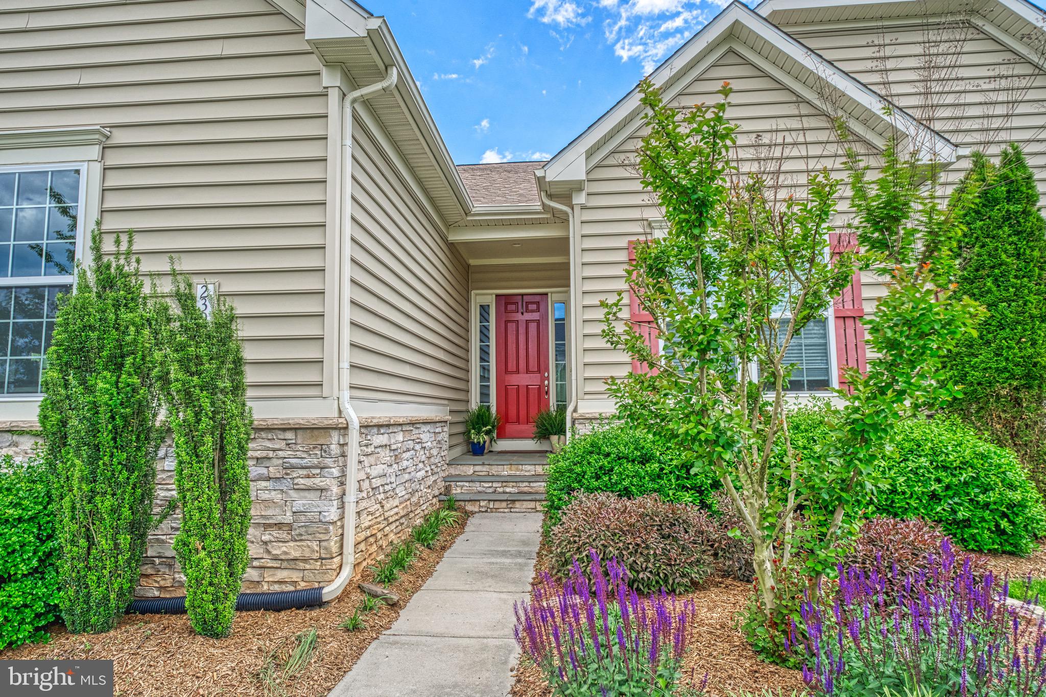 23985 TENBURY WELLS PLACE