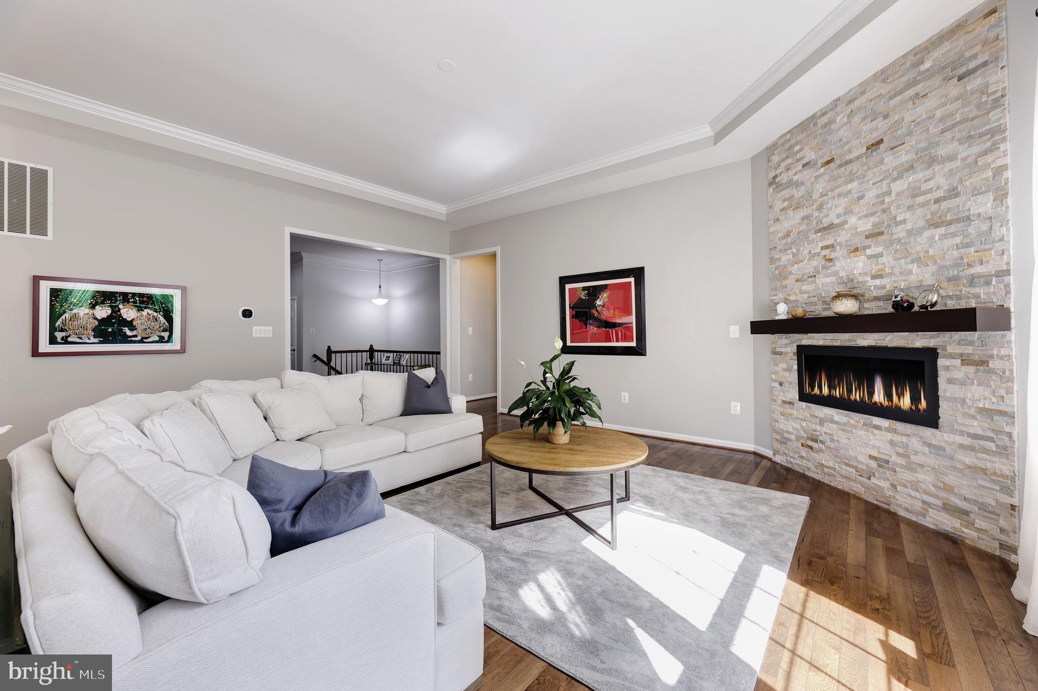 23985 TENBURY WELLS PLACE