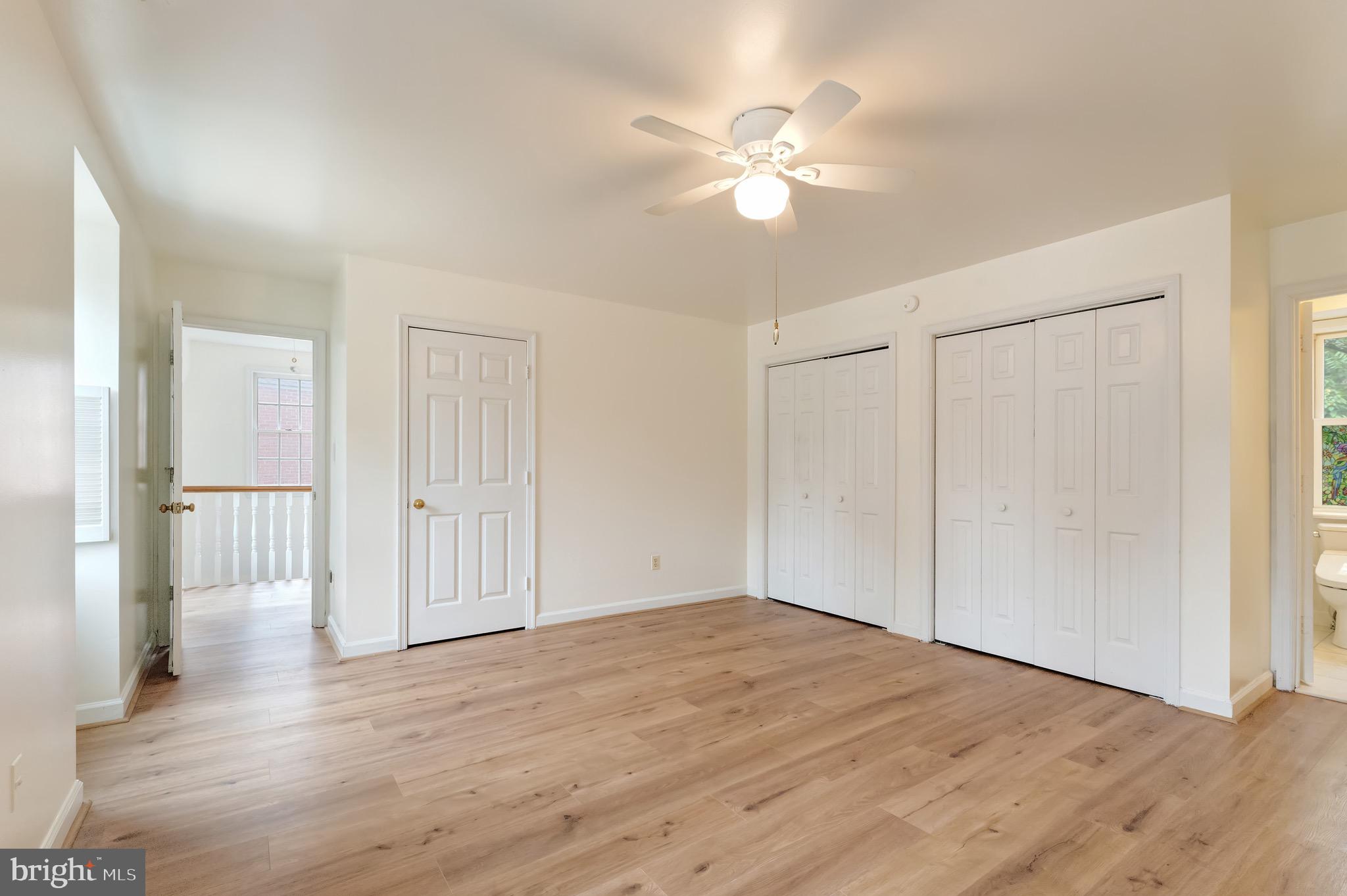 3 MEADOWBROOK COURT S