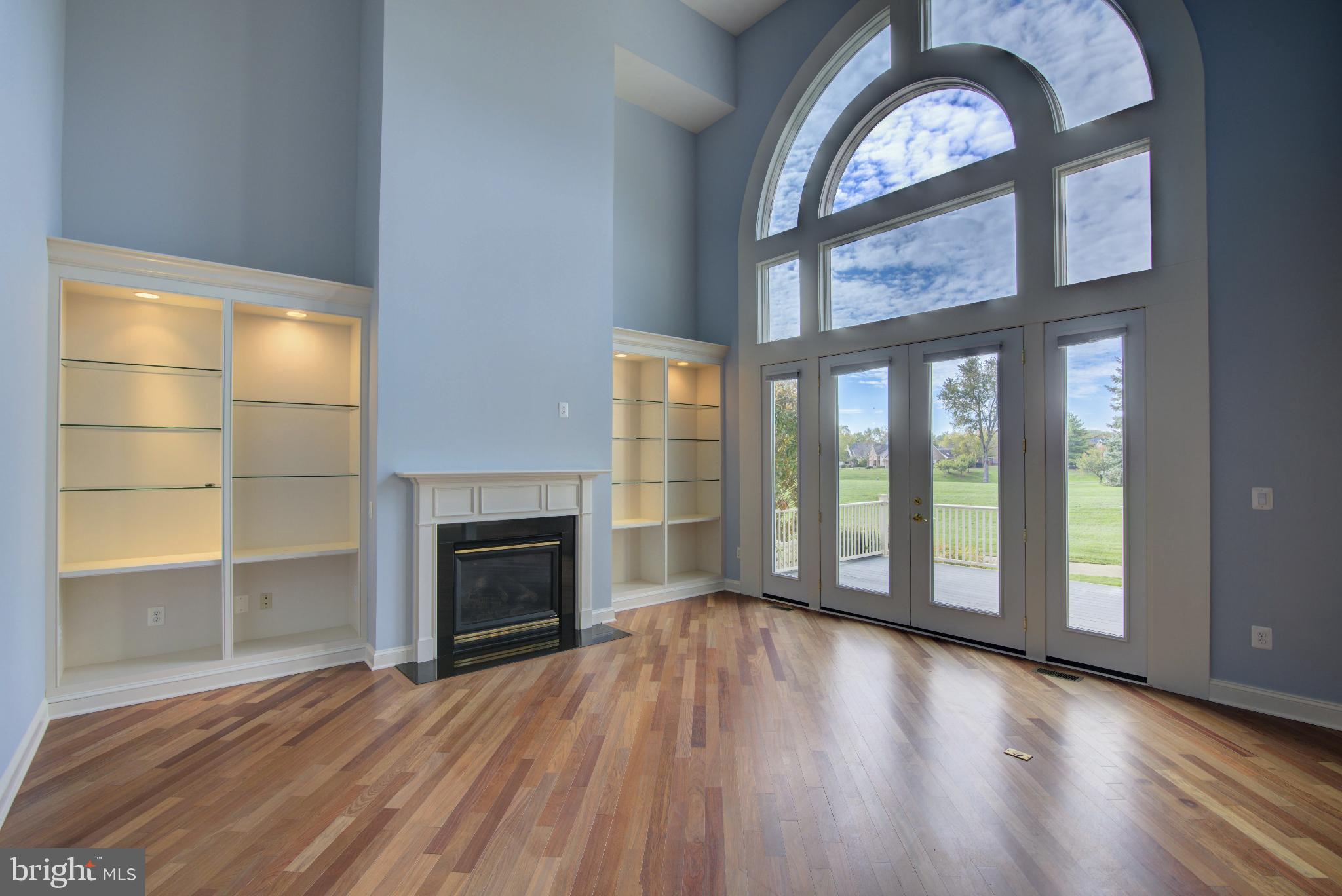 18383 EAGLE POINT SQUARE