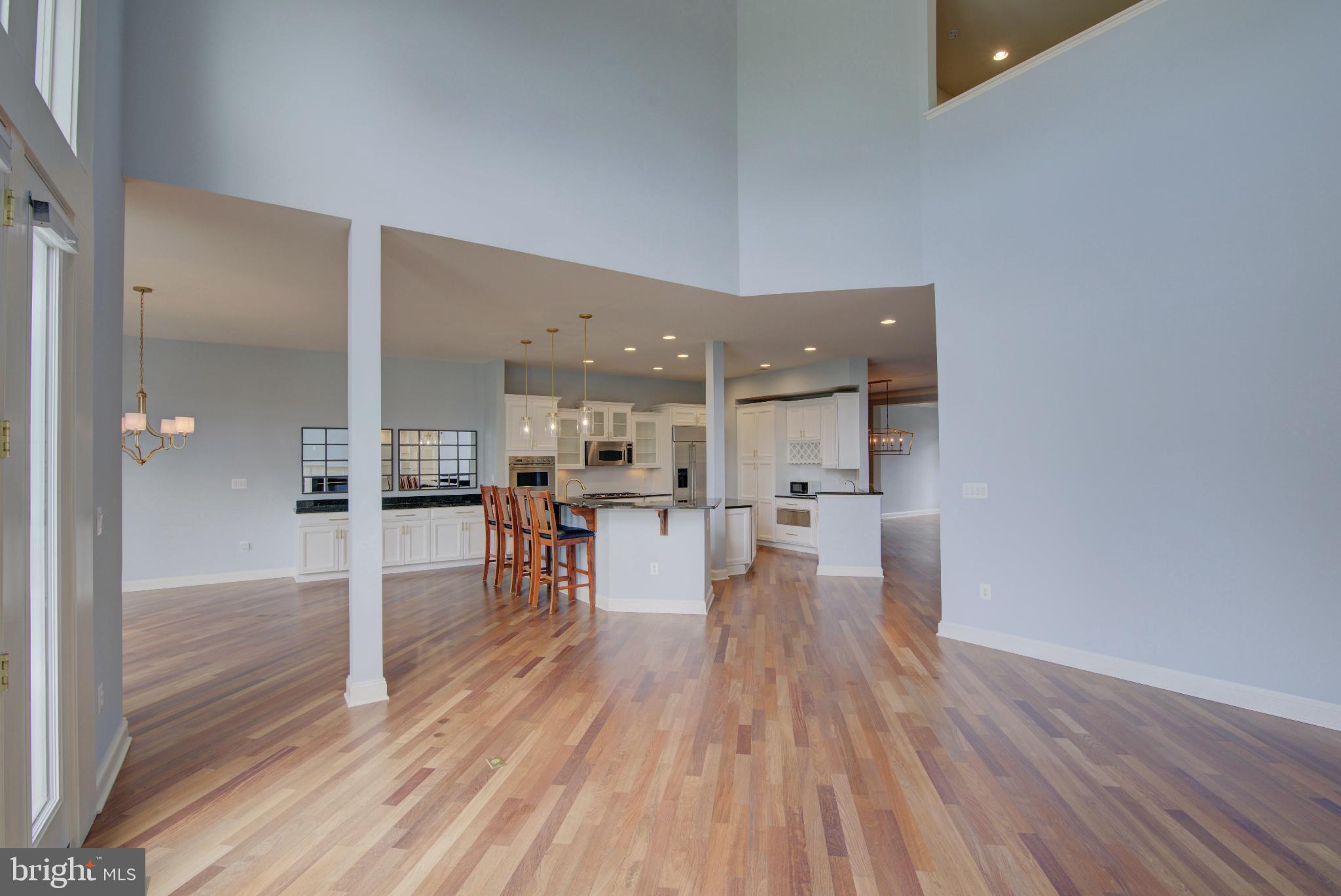 18383 EAGLE POINT SQUARE