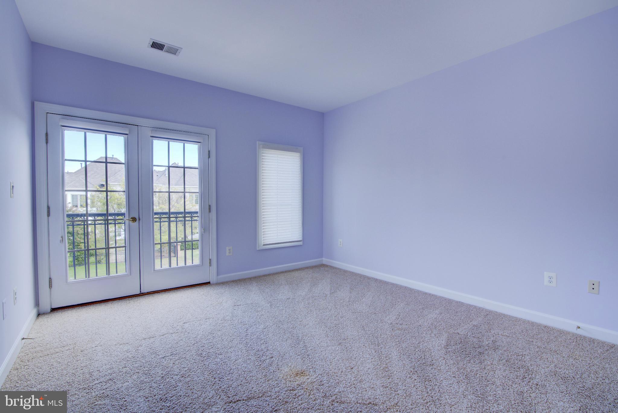 18383 EAGLE POINT SQUARE