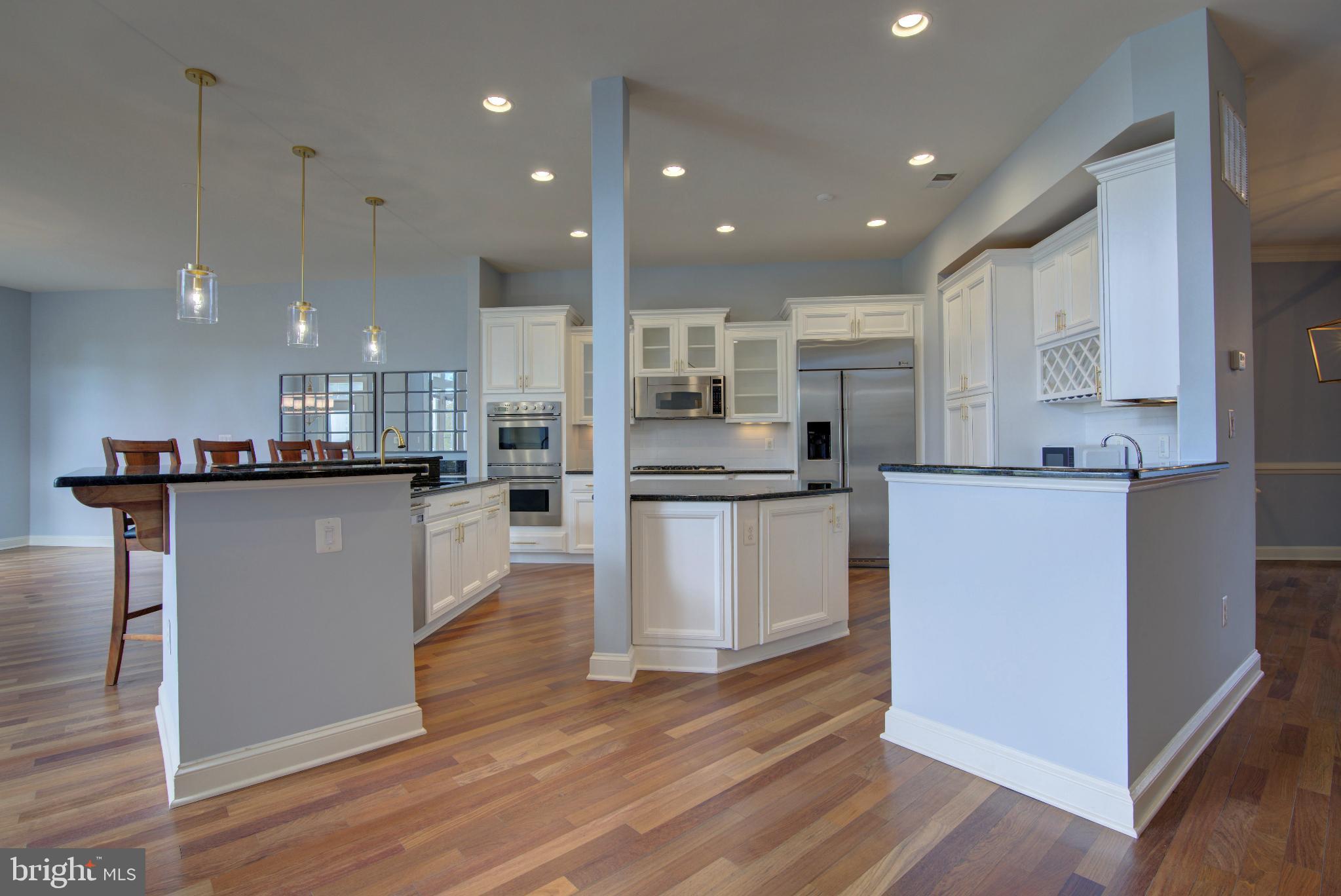 18383 EAGLE POINT SQUARE