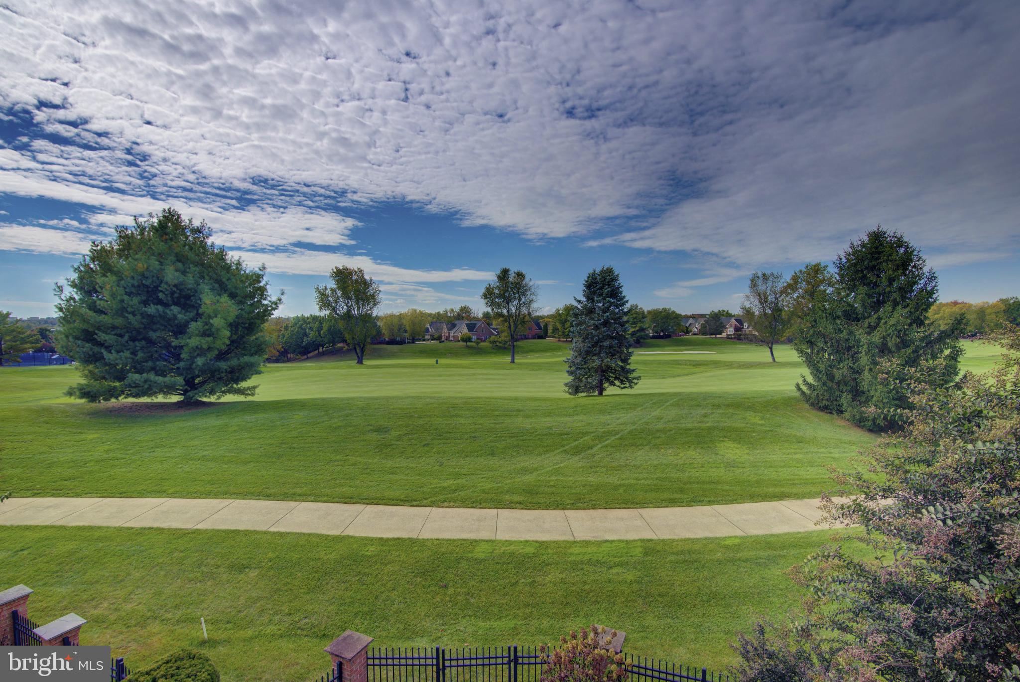 18383 EAGLE POINT SQUARE