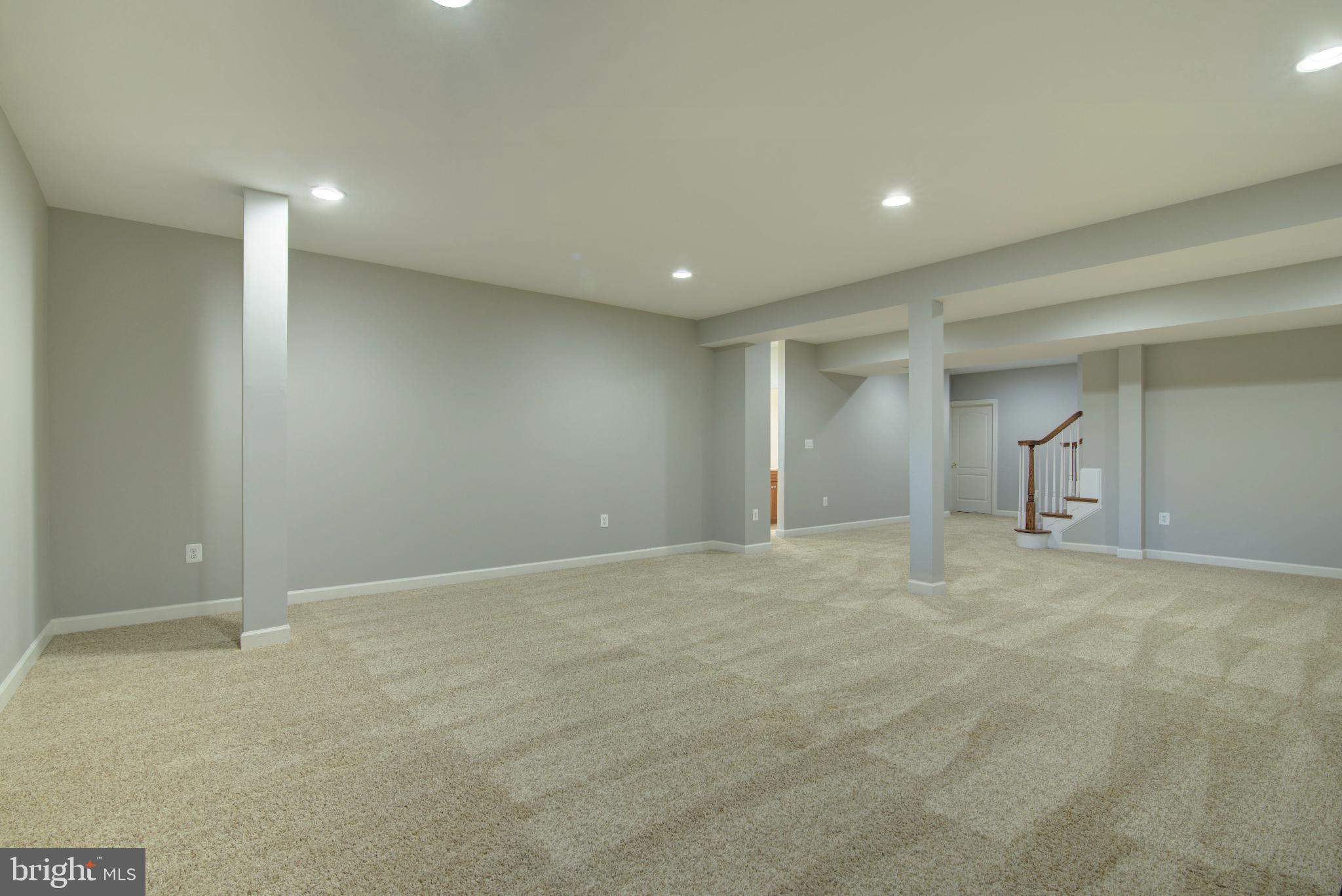 18383 EAGLE POINT SQUARE
