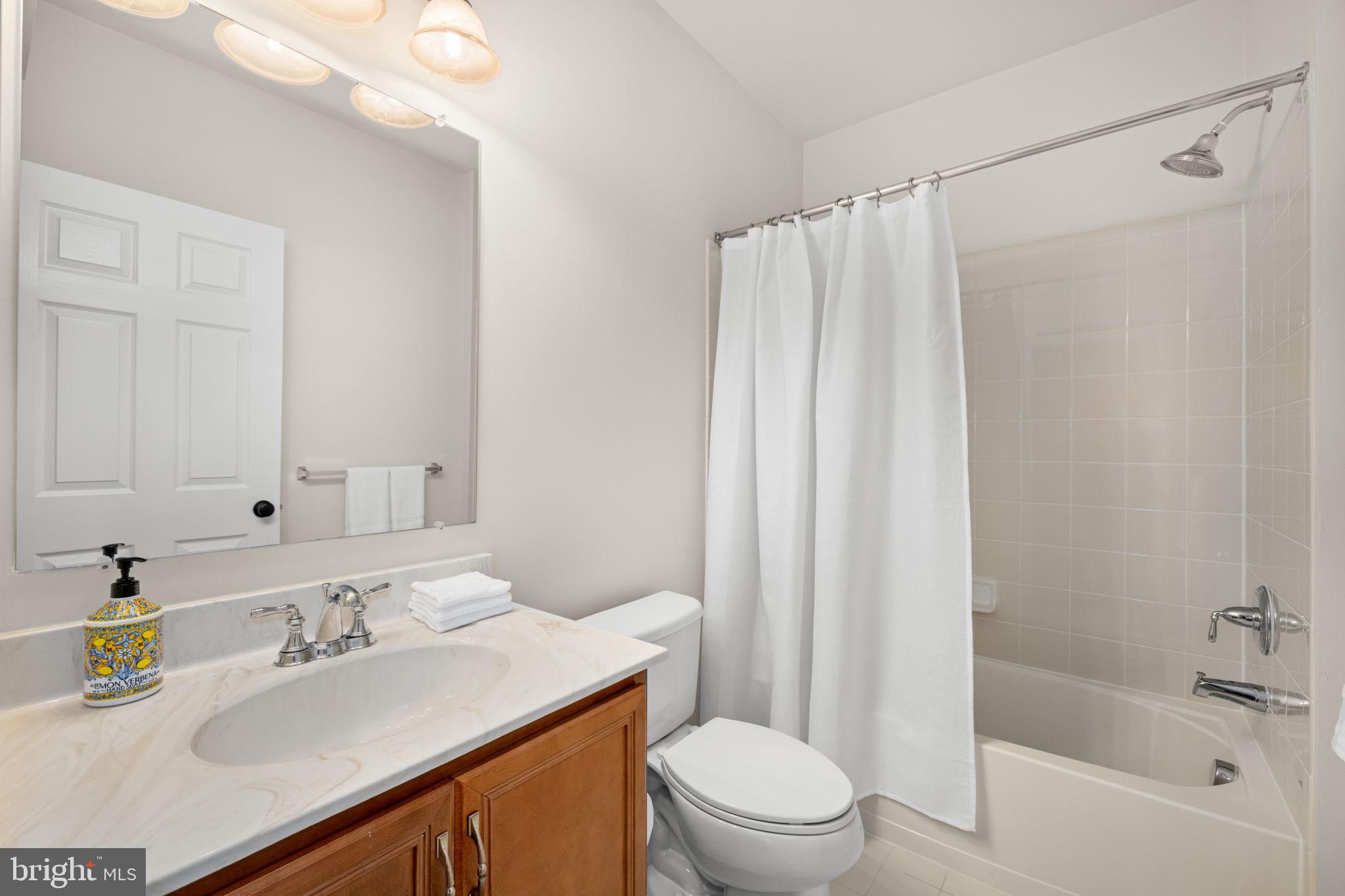 23158 GLENORCHY COURT