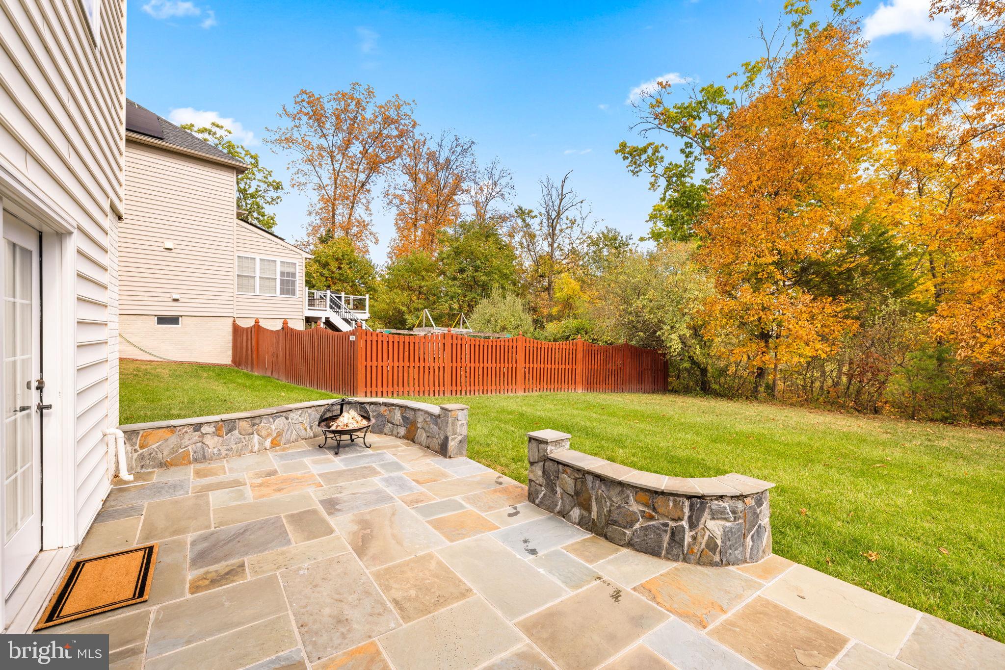 23158 GLENORCHY COURT