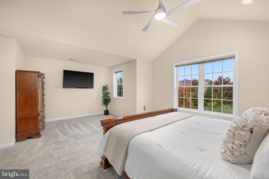 23158 GLENORCHY COURT