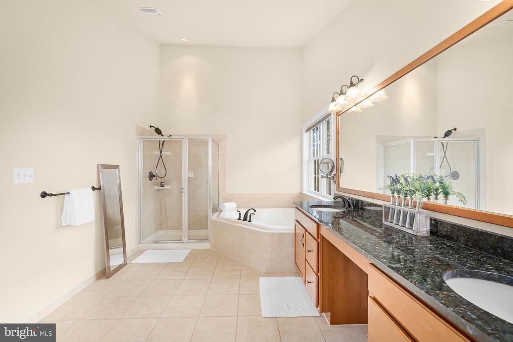 23158 GLENORCHY COURT