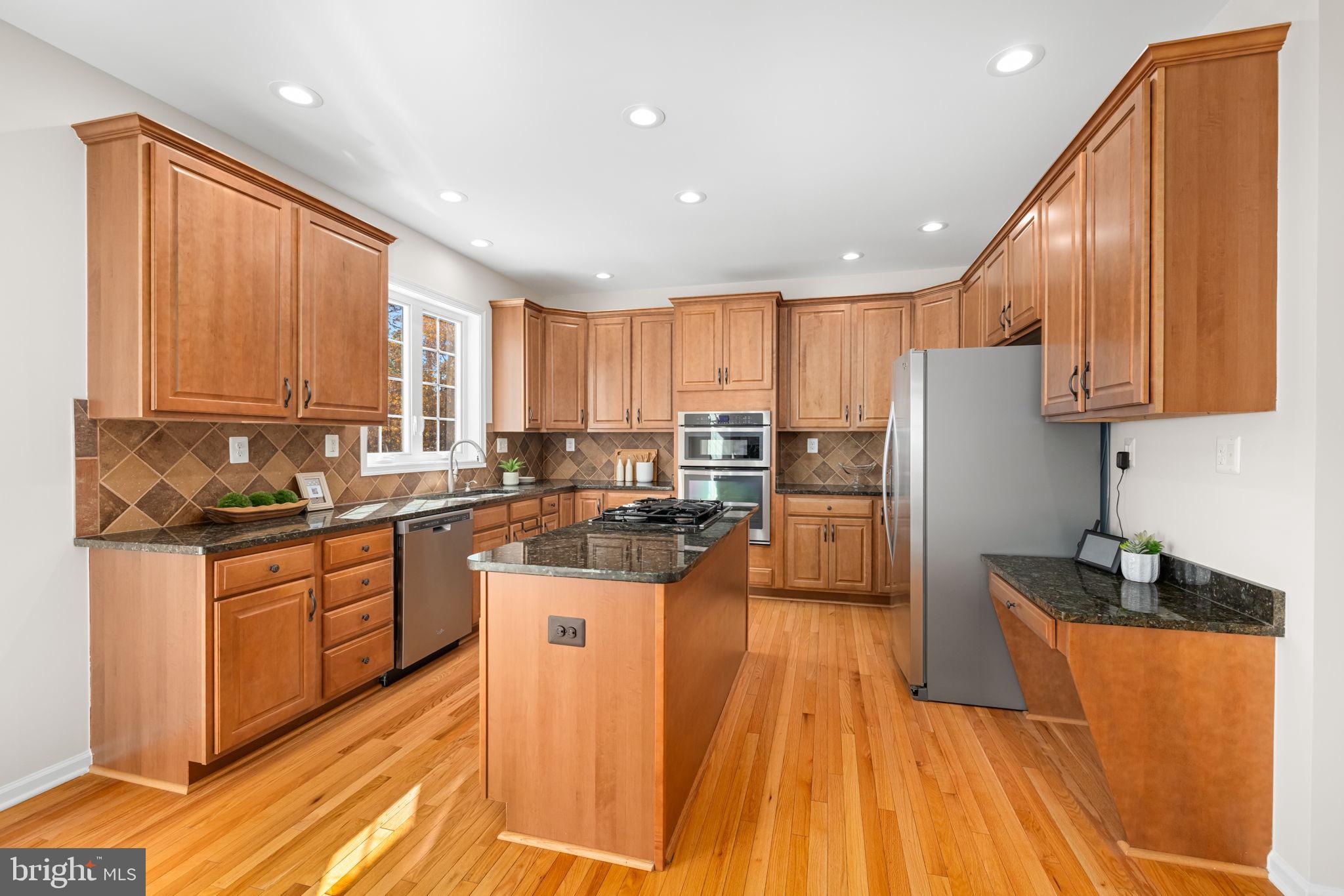 23158 GLENORCHY COURT