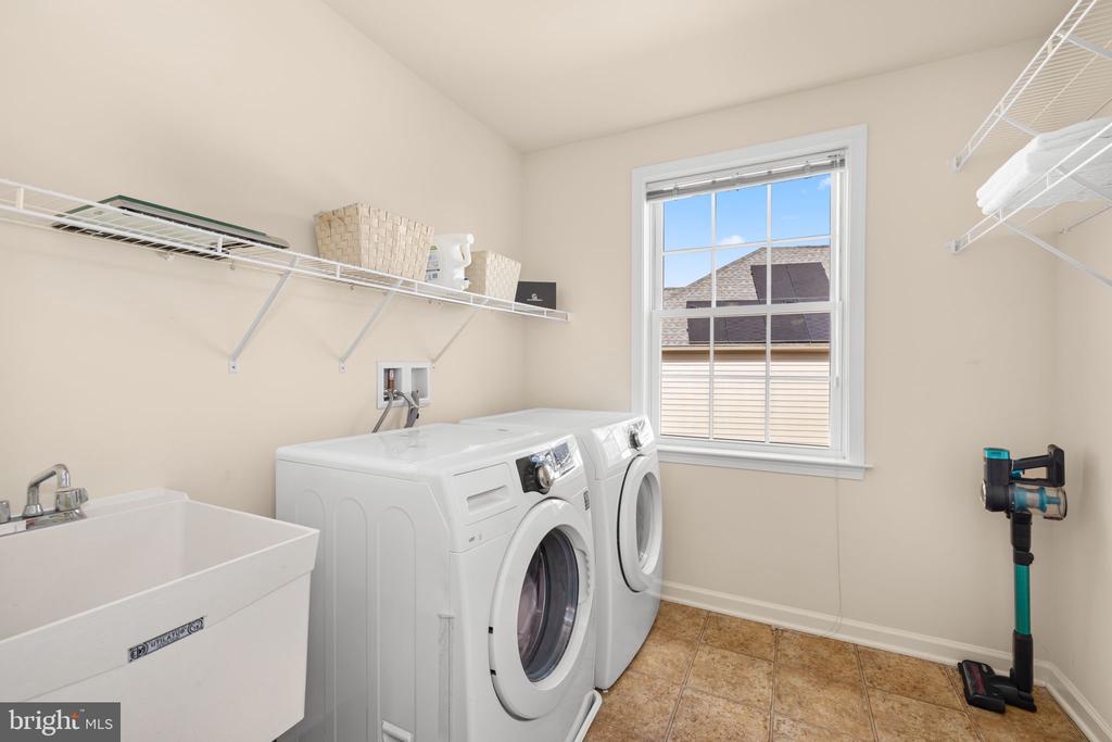 23158 GLENORCHY COURT