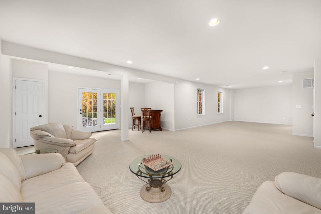 23158 GLENORCHY COURT