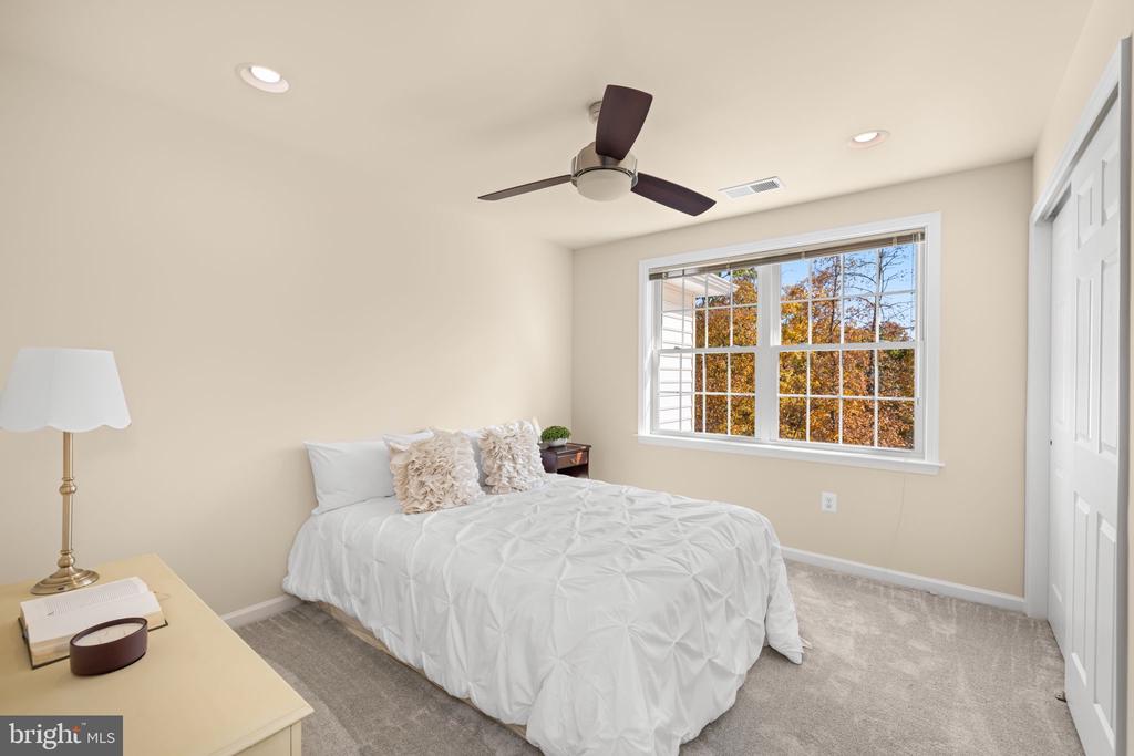 23158 GLENORCHY COURT