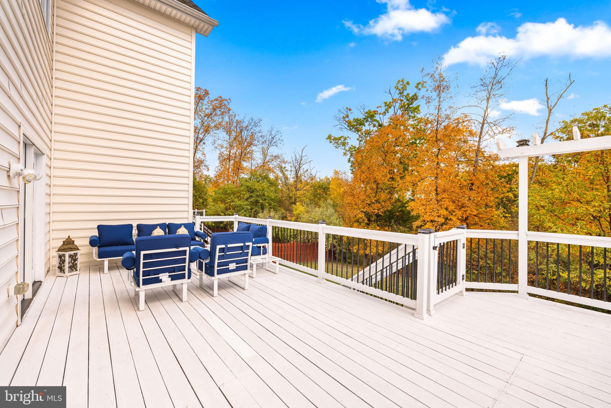 23158 GLENORCHY COURT