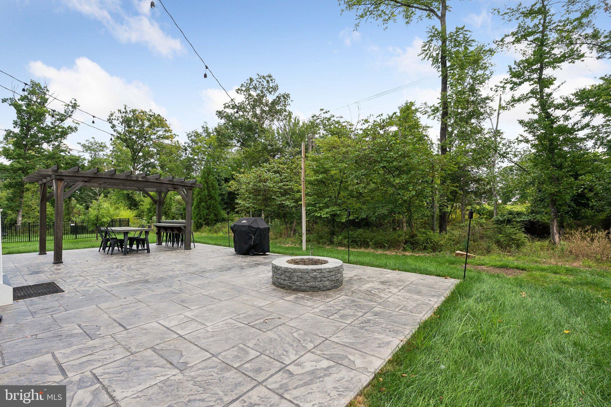 22778 TRAILING ROSE COURT