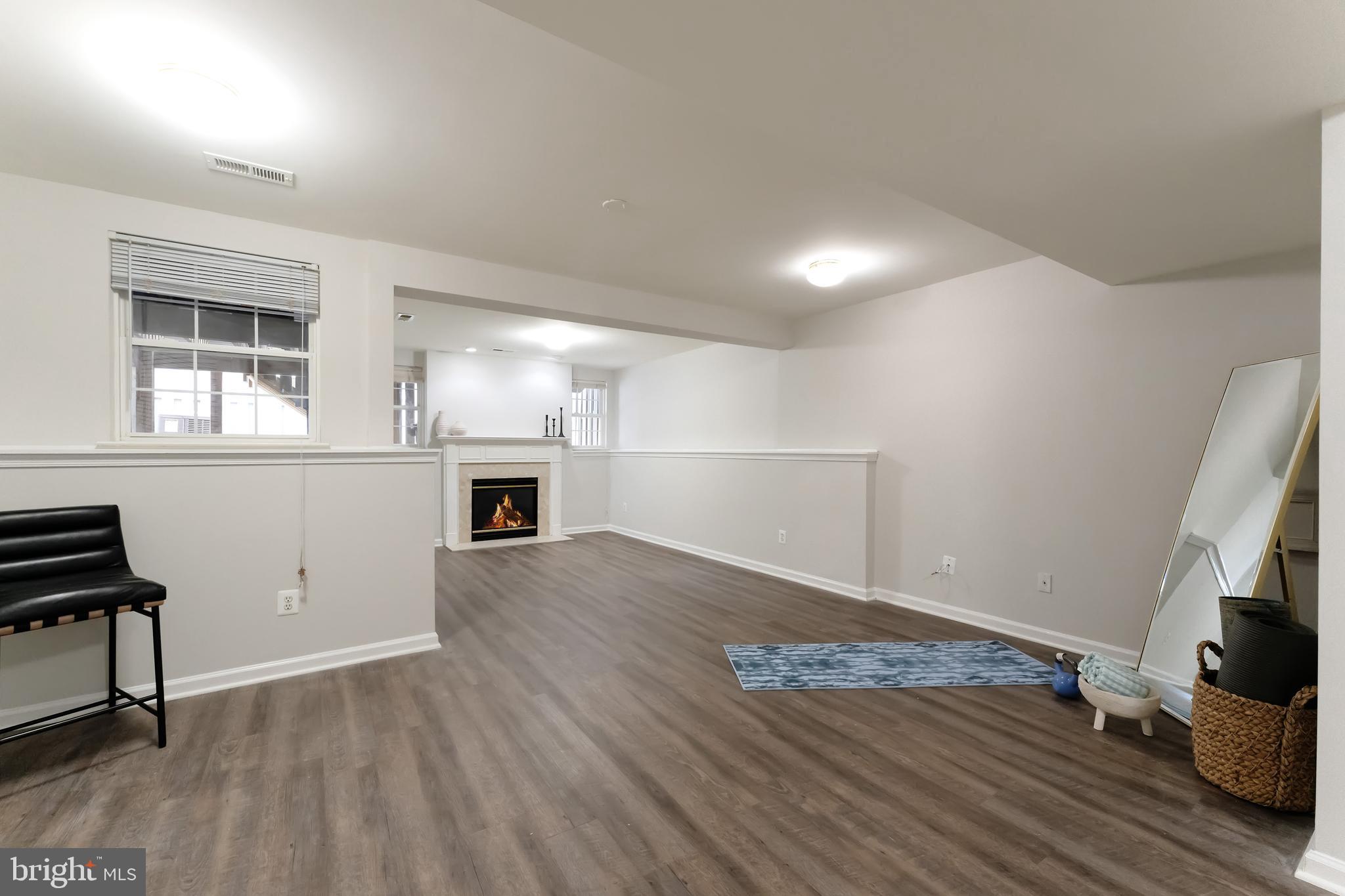 23032 POTOMAC HILL SQUARE