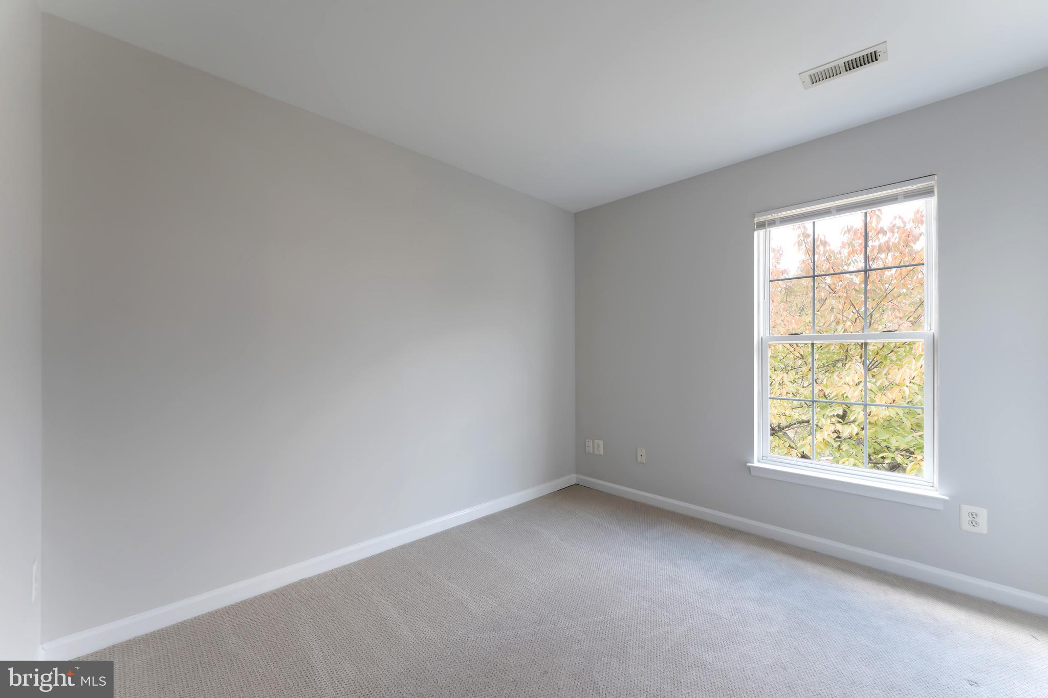 23032 POTOMAC HILL SQUARE