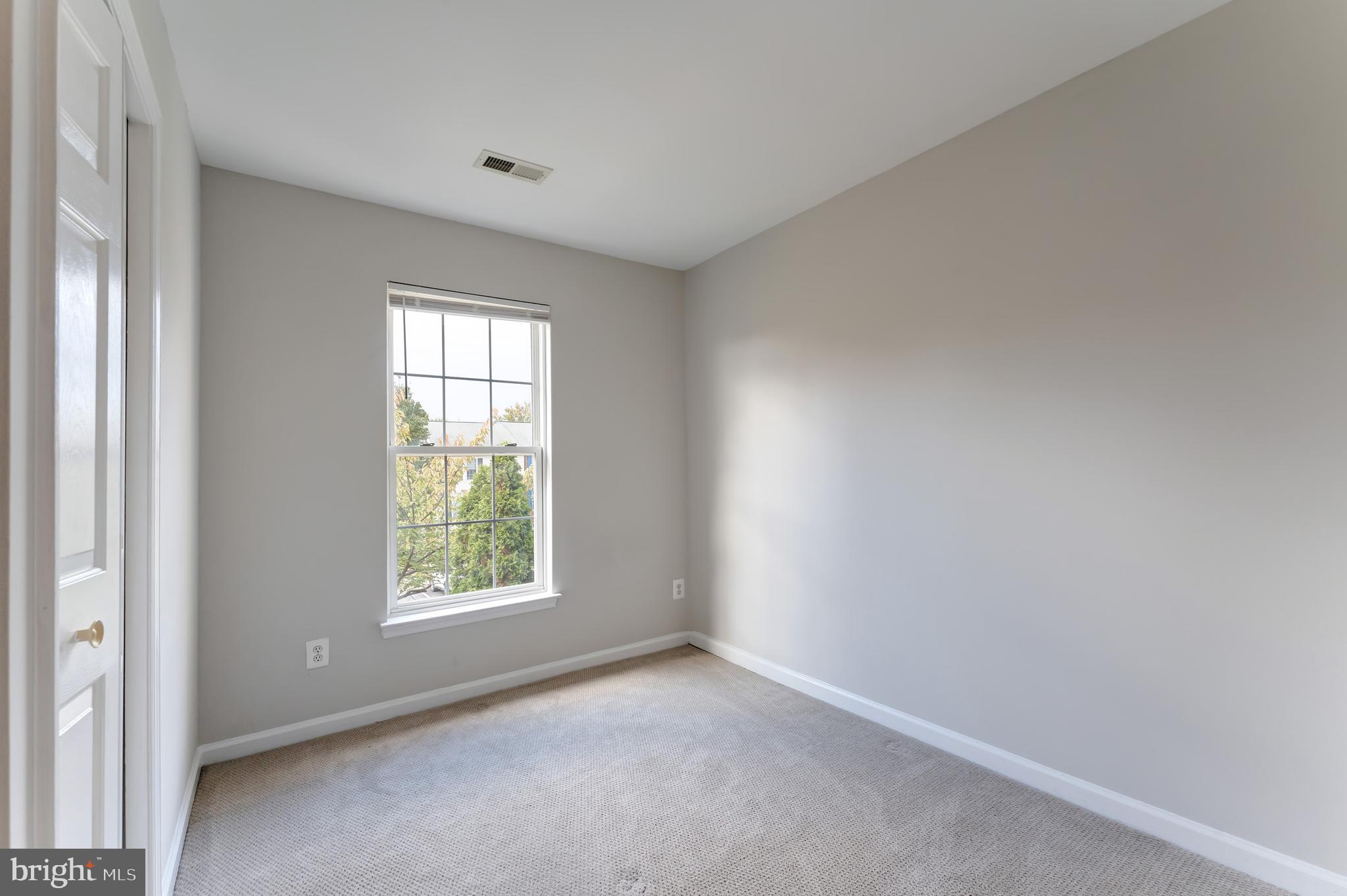 23032 POTOMAC HILL SQUARE