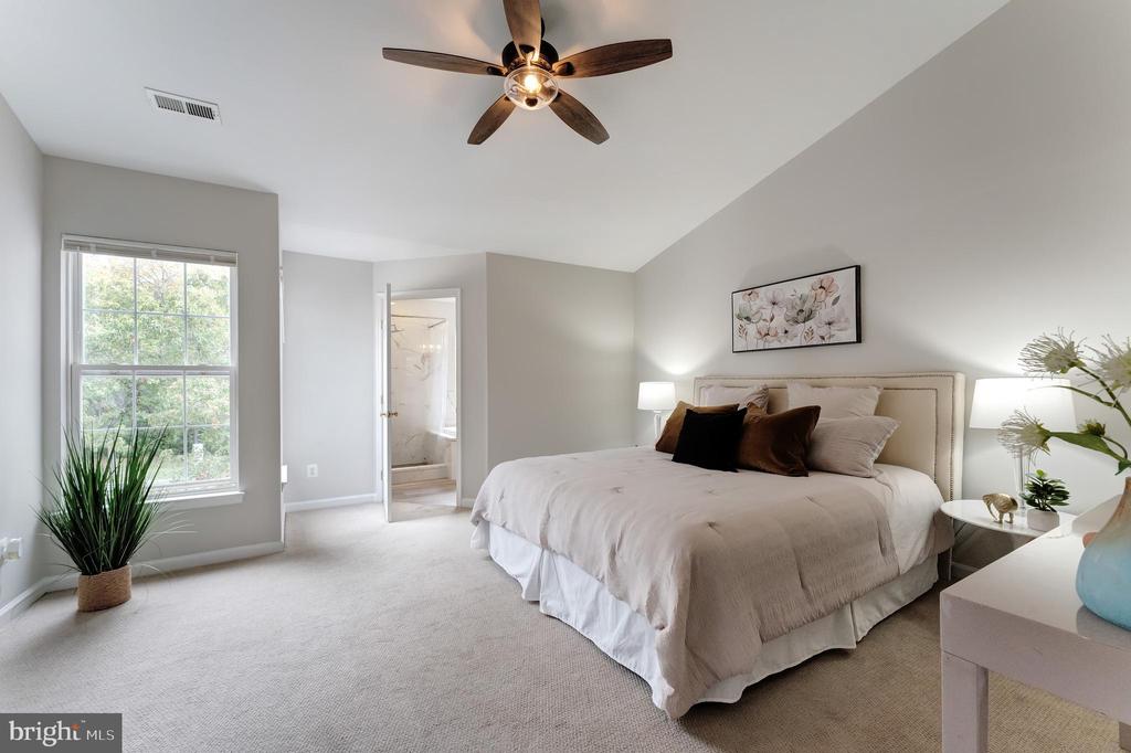23032 POTOMAC HILL SQUARE