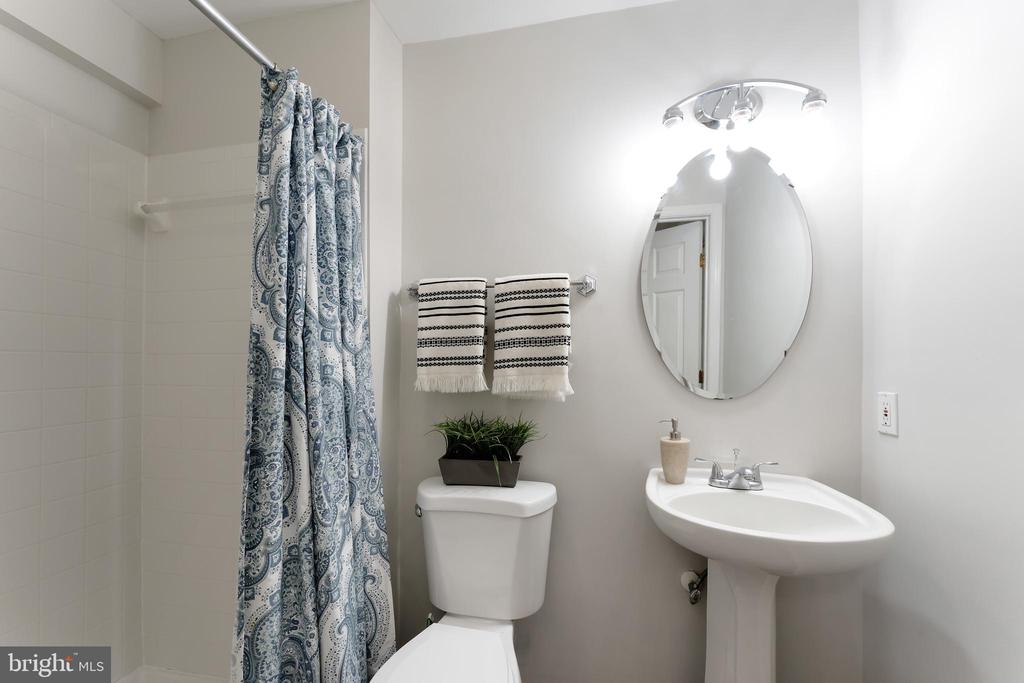 23032 POTOMAC HILL SQUARE