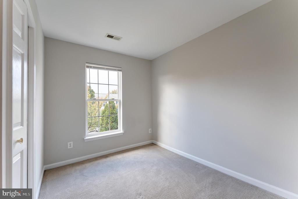 23032 POTOMAC HILL SQUARE