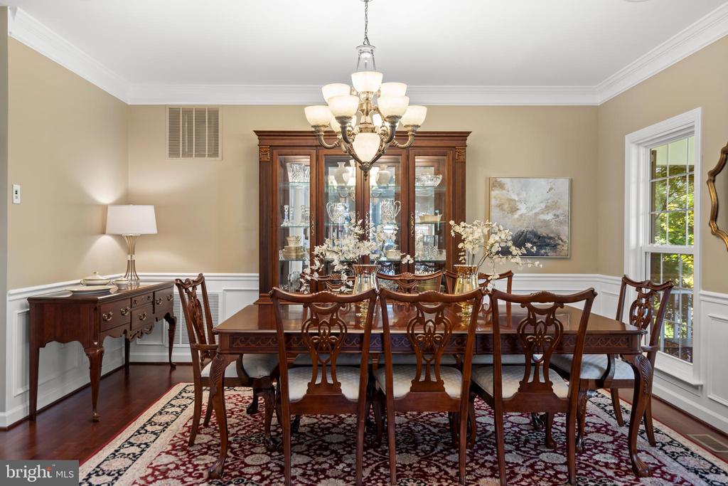 22320 PASTURE ROSE PLACE