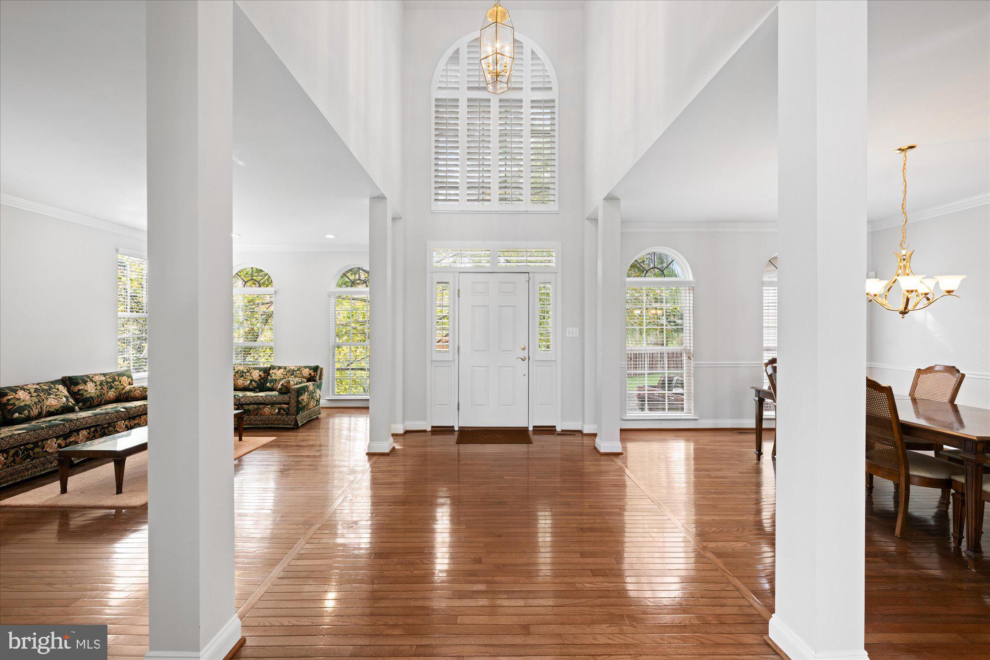 724 GODFREY COURT SE