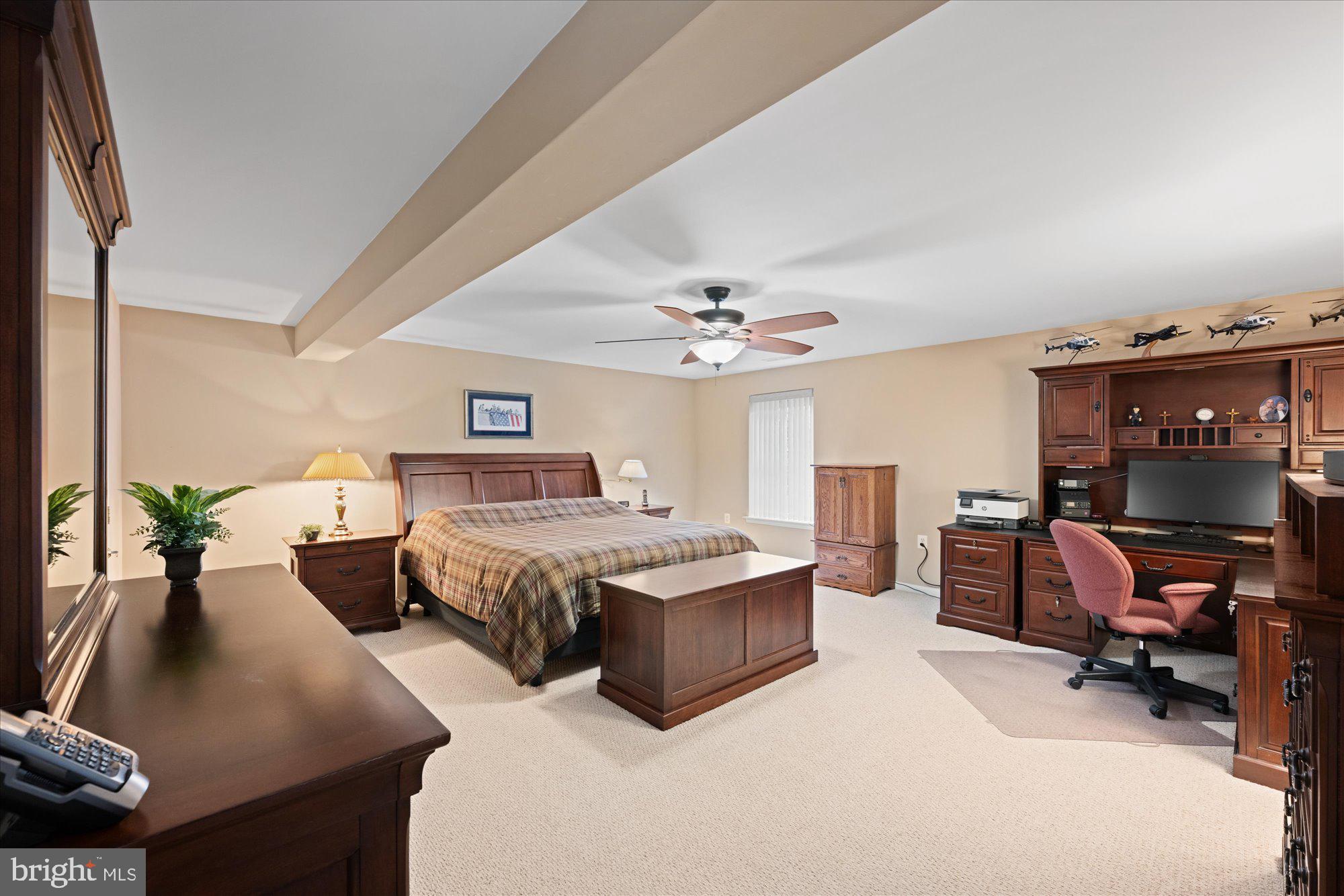 724 GODFREY COURT SE