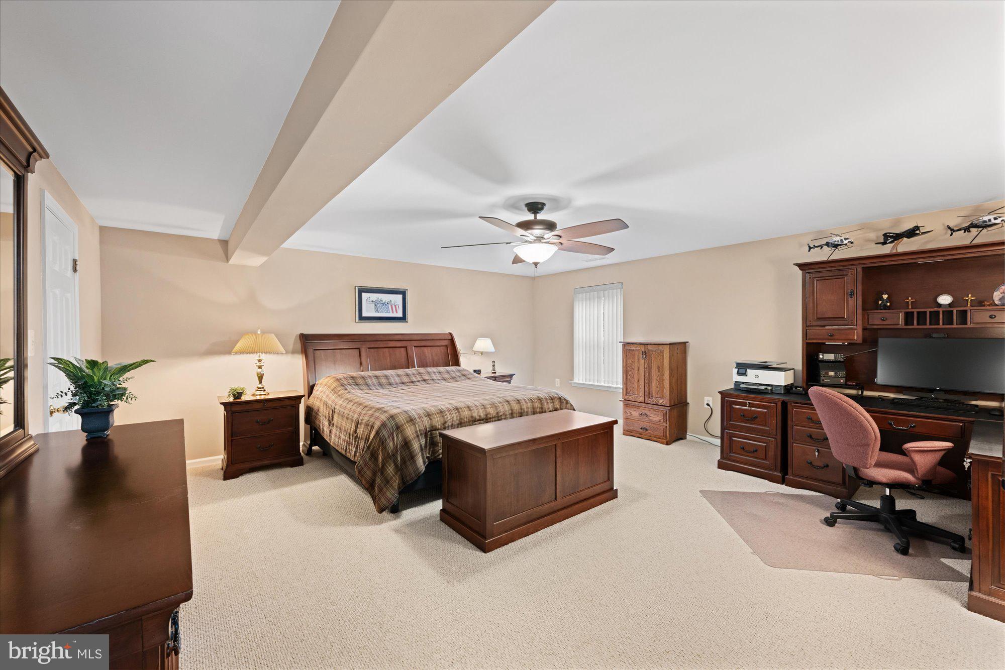 724 GODFREY COURT SE