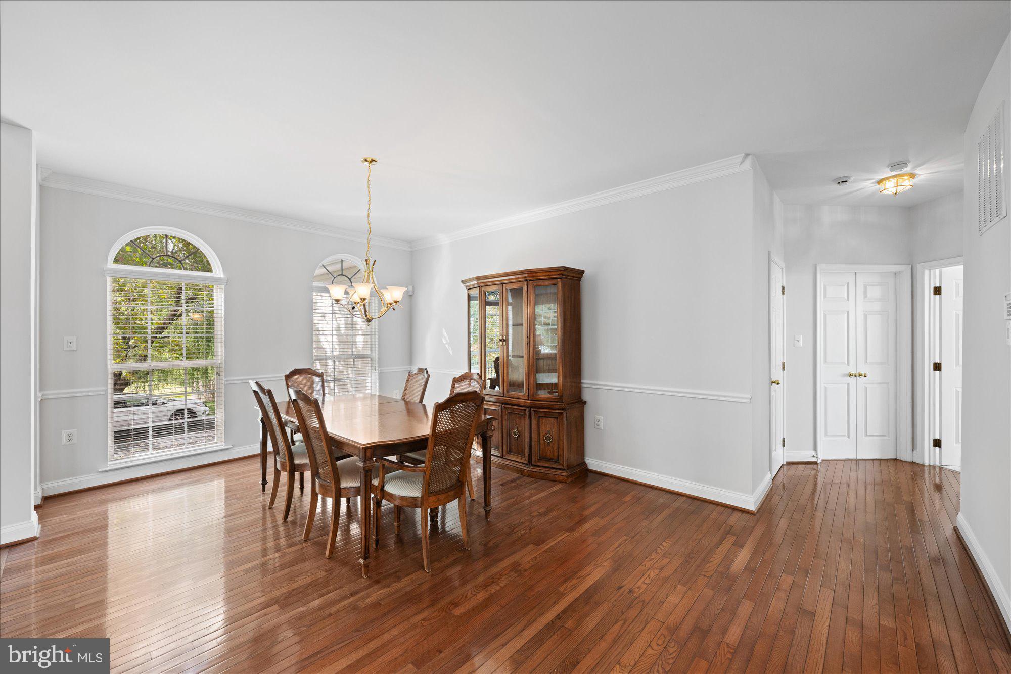 724 GODFREY COURT SE