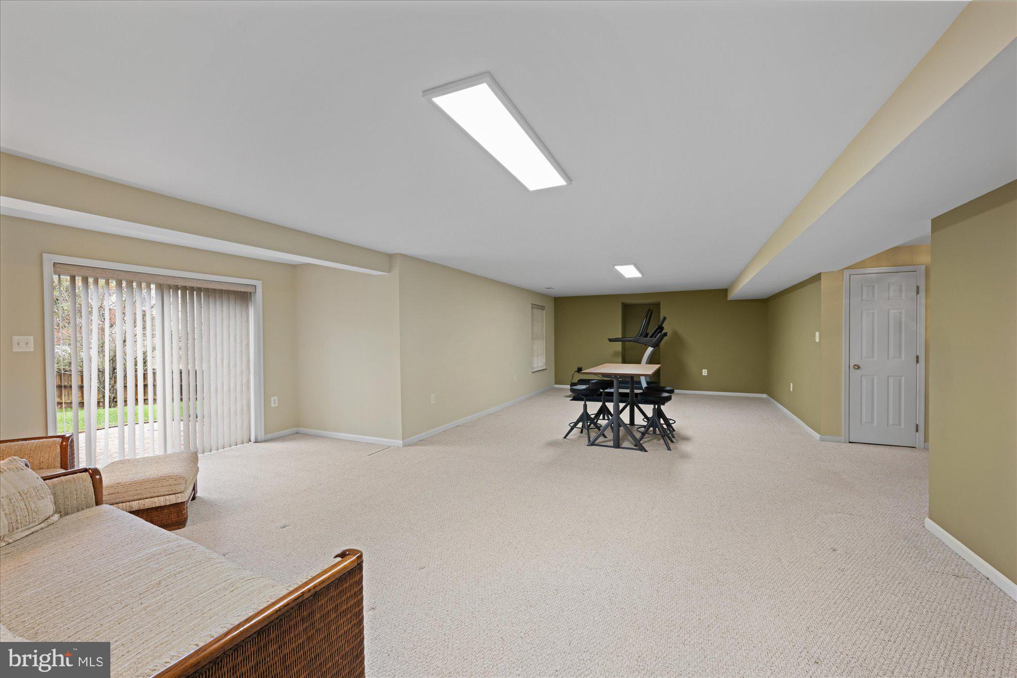 724 GODFREY COURT SE