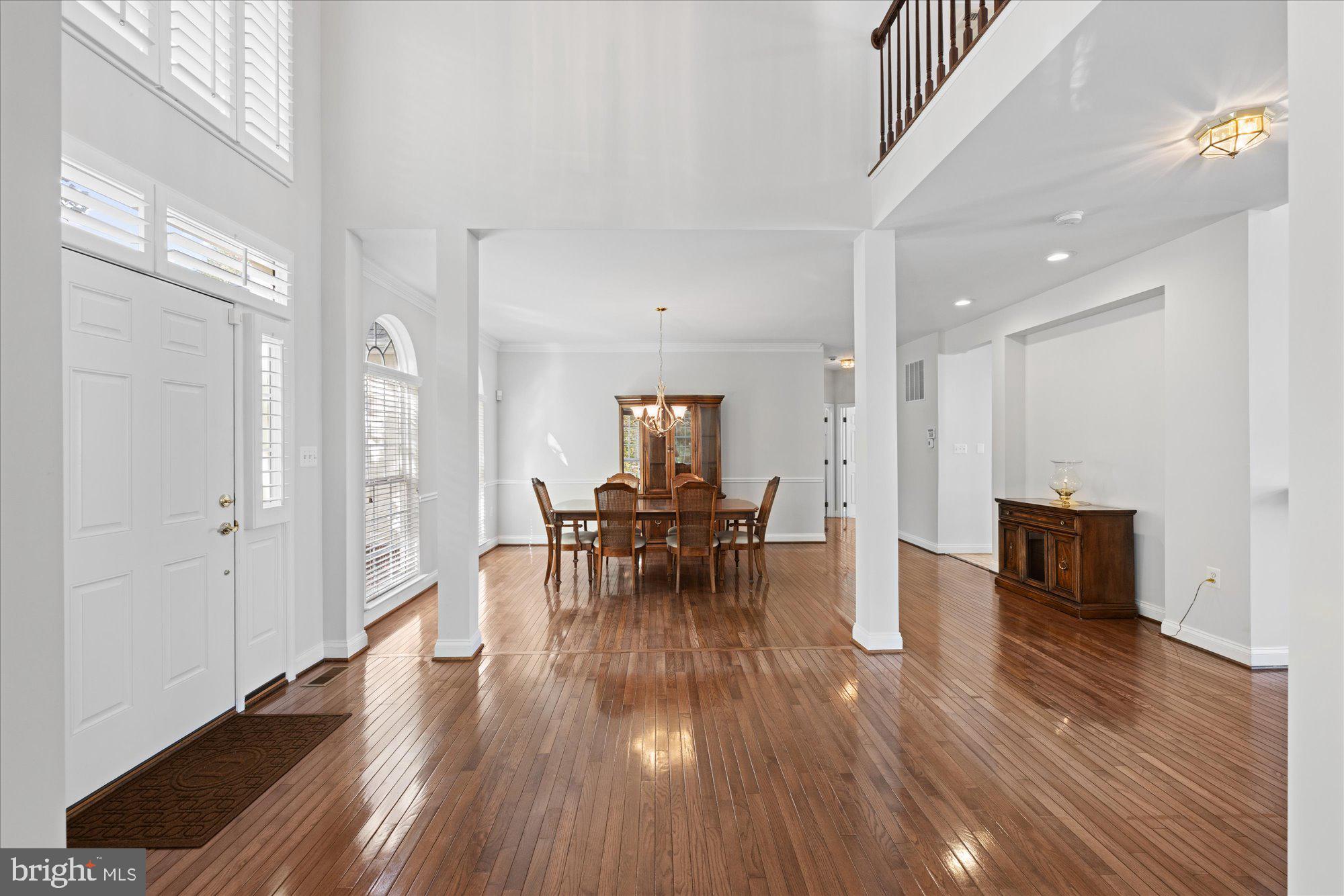 724 GODFREY COURT SE