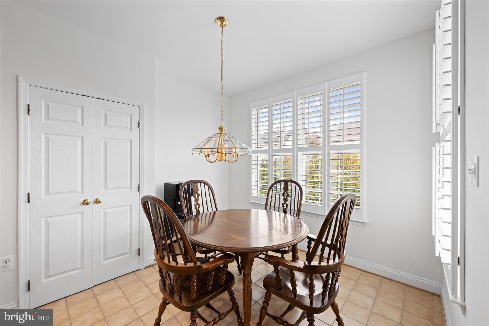 724 GODFREY COURT SE