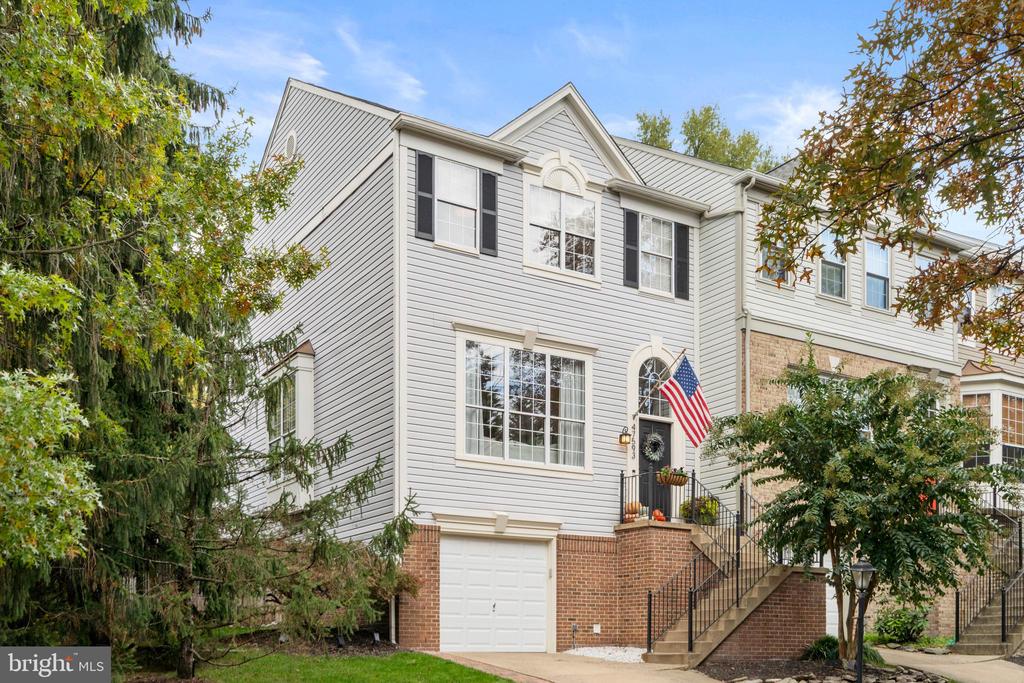 47593 SANDBANK SQUARE
