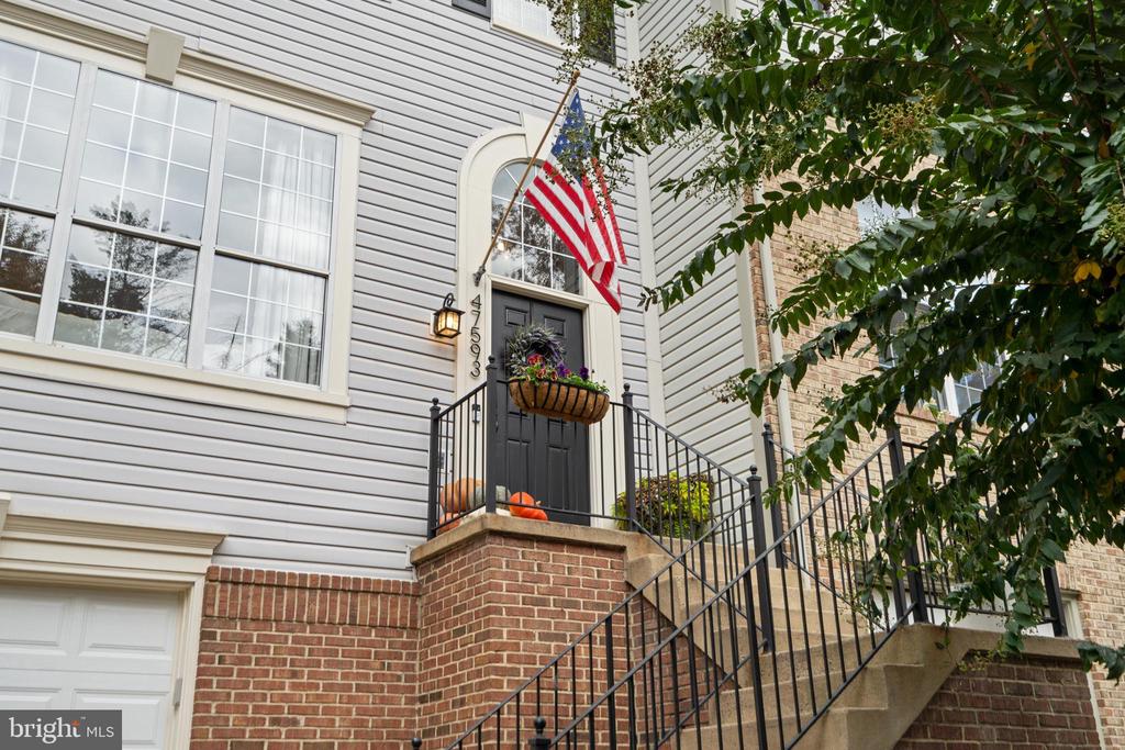 47593 SANDBANK SQUARE