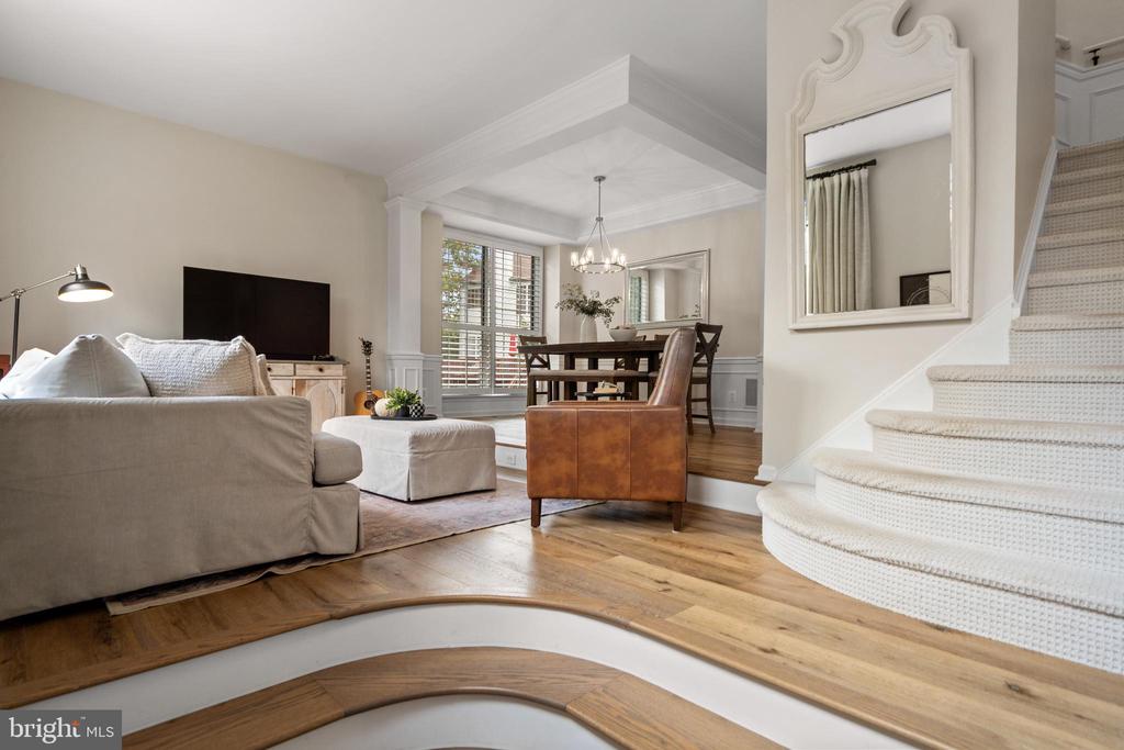 47593 SANDBANK SQUARE