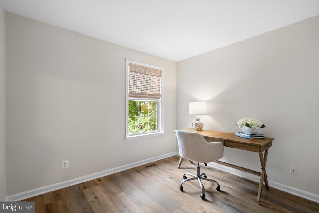 47593 SANDBANK SQUARE