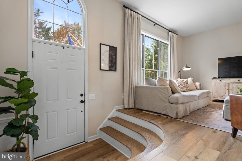 47593 SANDBANK SQUARE