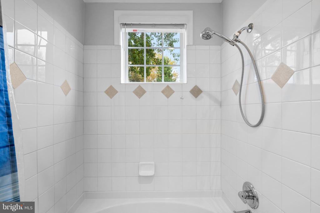 501 SUNSET VIEW TERRACE SE 101