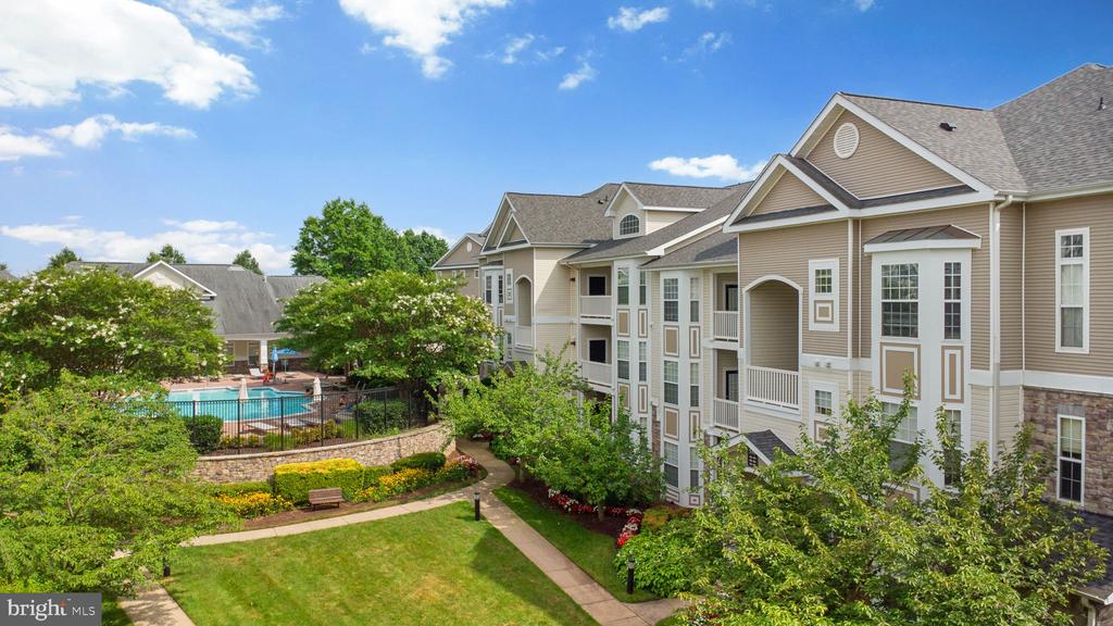 501 SUNSET VIEW TERRACE SE 101