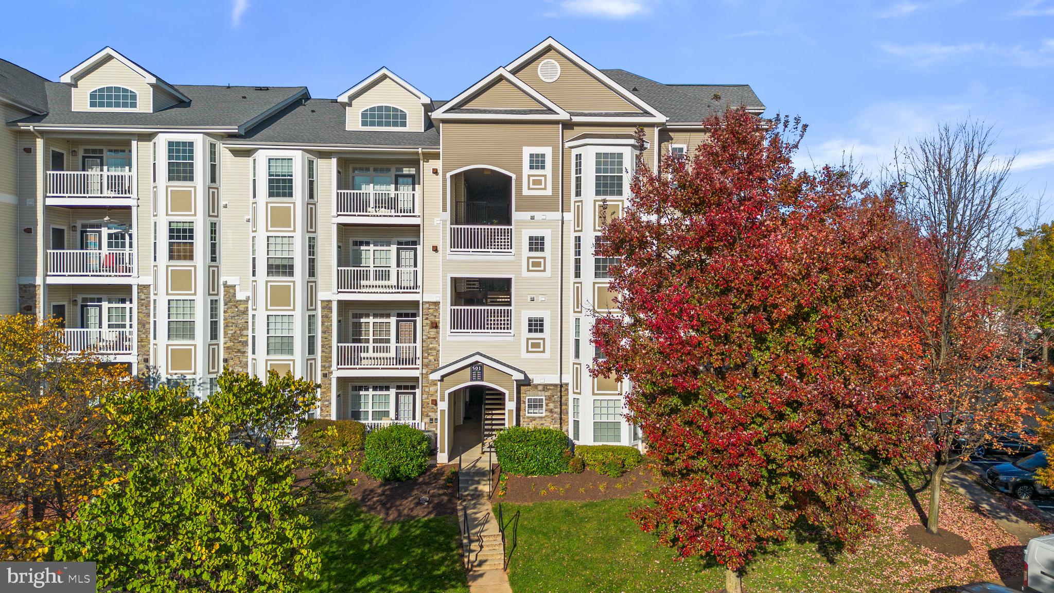 501 SUNSET VIEW TERRACE SE 101