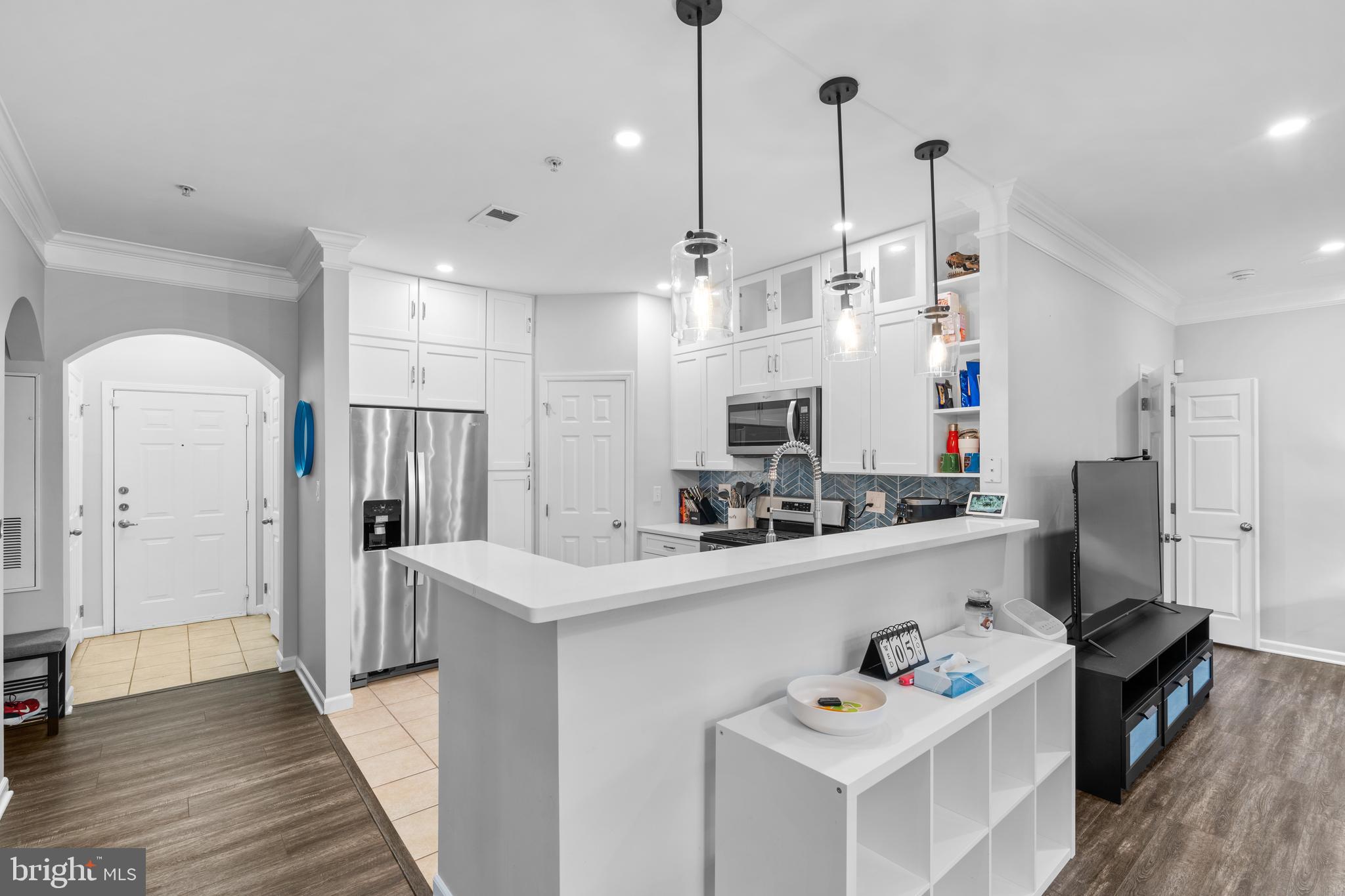 501 SUNSET VIEW TERRACE SE 101