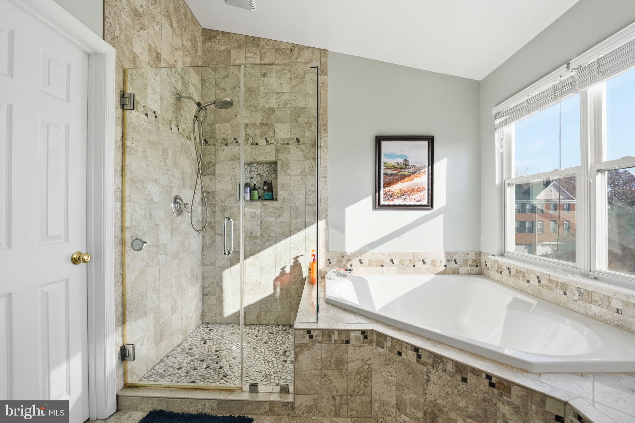 21480 TROWBRIDGE SQUARE