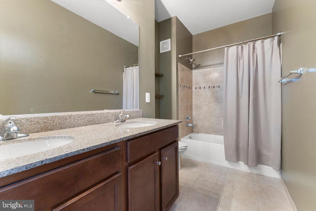 19441 PROMENADE DRIVE