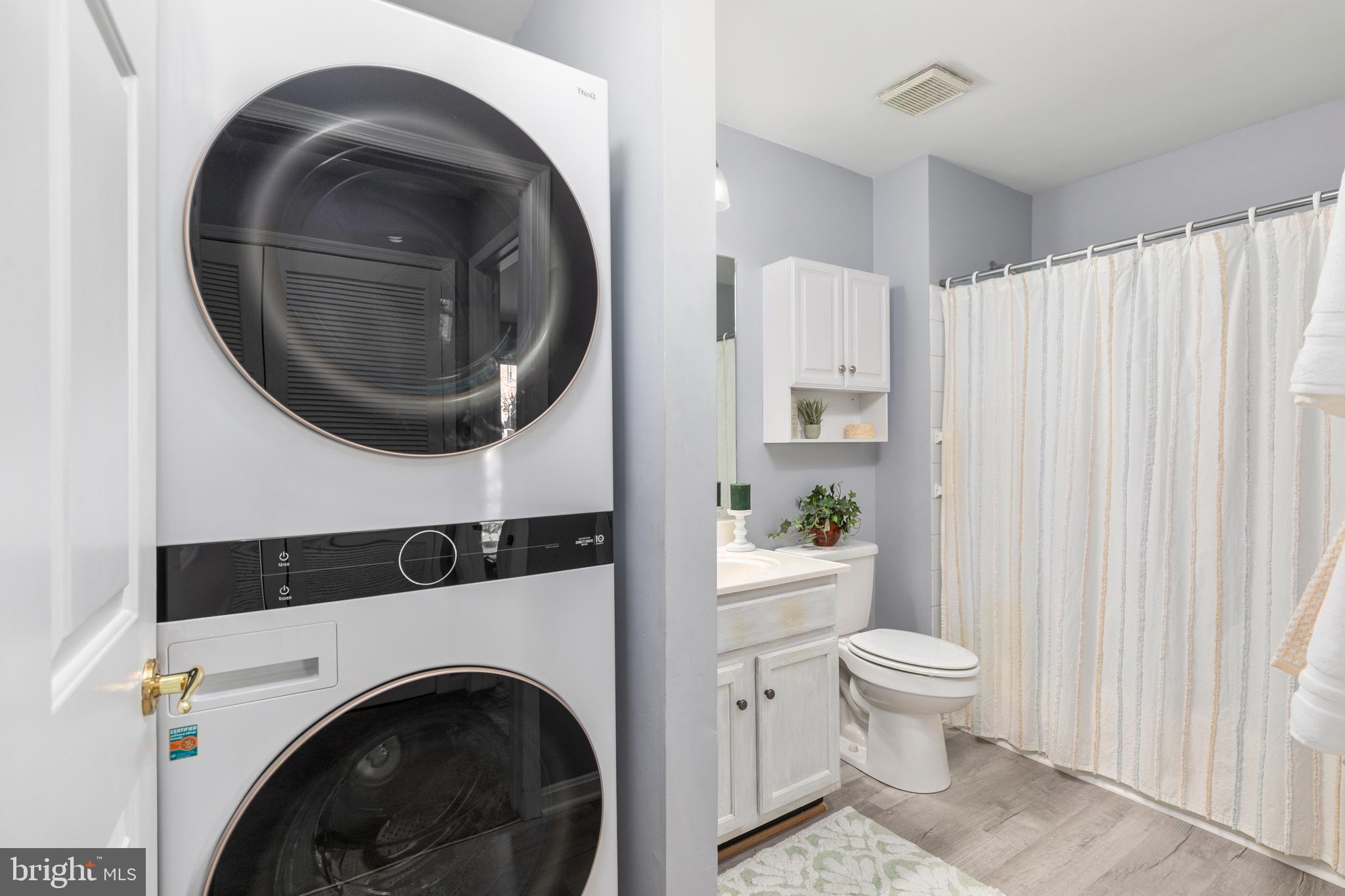 673 CONSTELLATION SQUARE B SE B